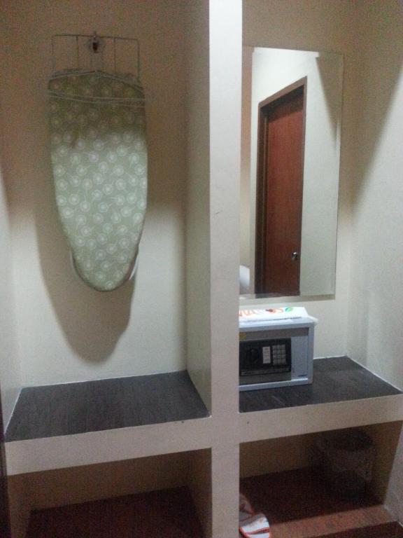 Hotel Matos Jayapura Buitenkant foto